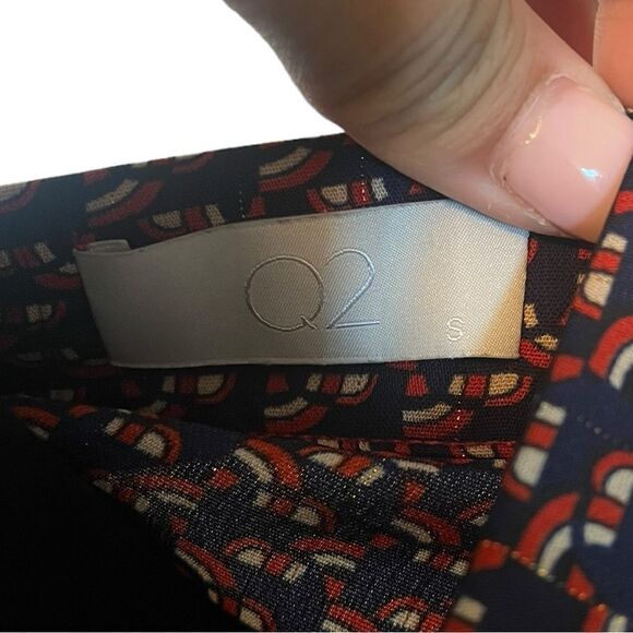 Q2 HANNAHLISA GEOMETRIC PRINTED WRAP DRESS *Perfect for work or a party! SIZE S - Picture 13 of 13